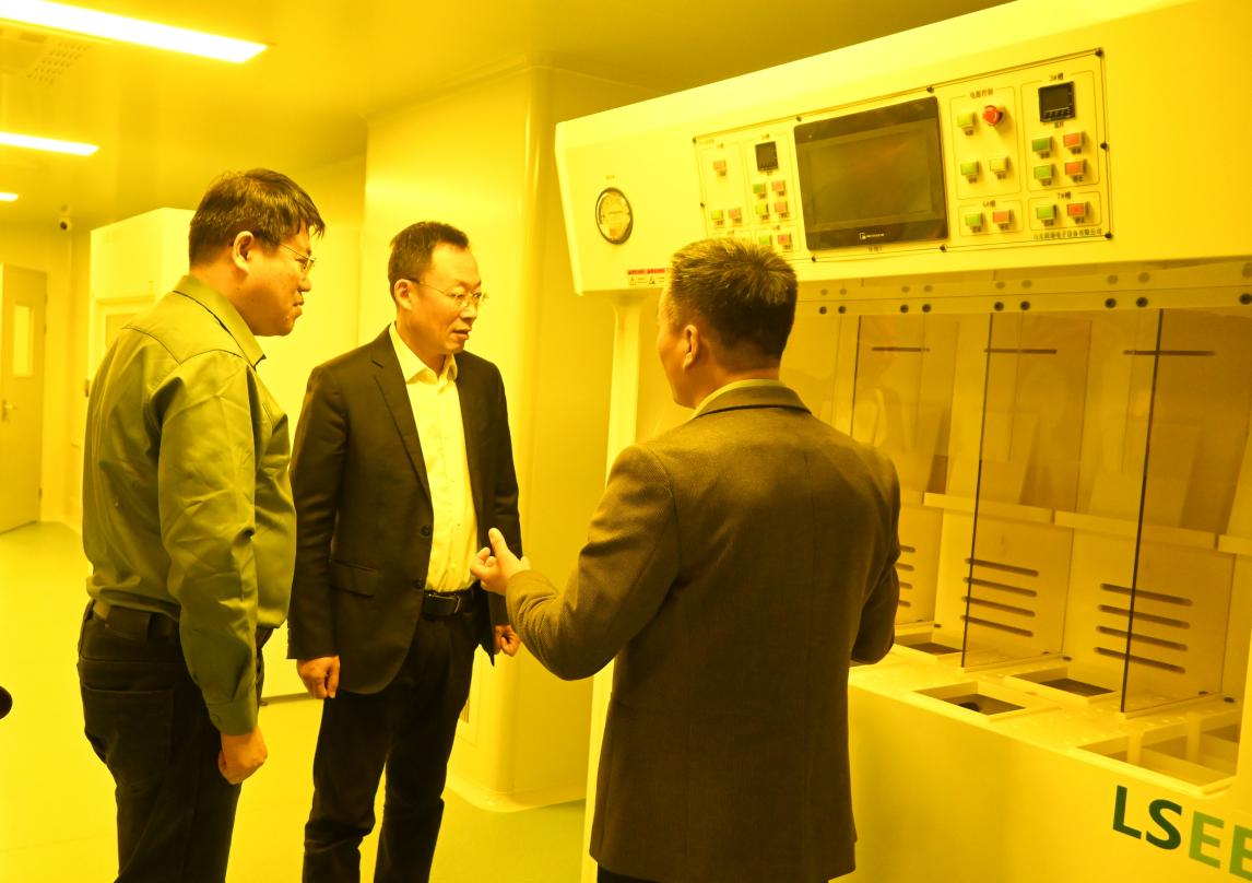 cdb4c41a081628bba894cebde34e2cc